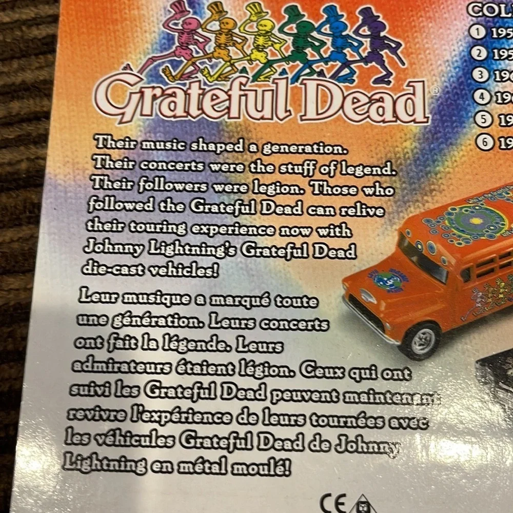 Johnny Lightning Grateful Dead 1966 Volkswagen Beetle